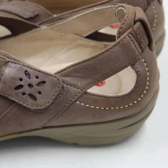 Blondo Small Wedge Leather Upper Ballet Flats w/ 2 Elastic Cross Straps Sze 7.5W - Picture 6 of 15